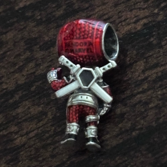 Authentic Marvel Deadpool Pandora Charm - Picture 4 of 4